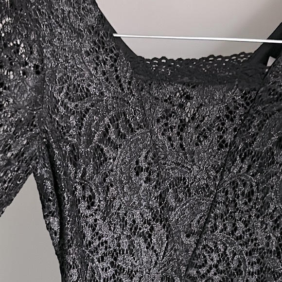 New Candie's Juniors' Black and Silver Foil Lace Special Occasion Column Dress - Picture 12 of 13